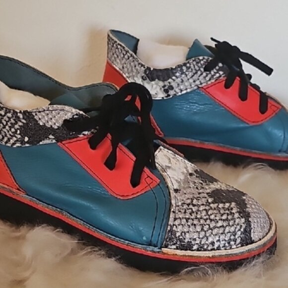 NWoT  Soletech hand painted leather lace up oxford shoes Men size 7 women 8.5